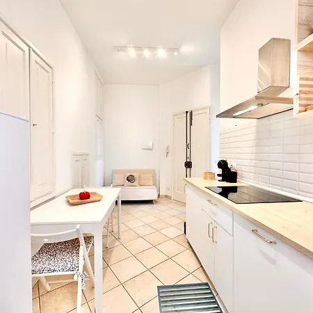 Hostdomus - Sea And شقة