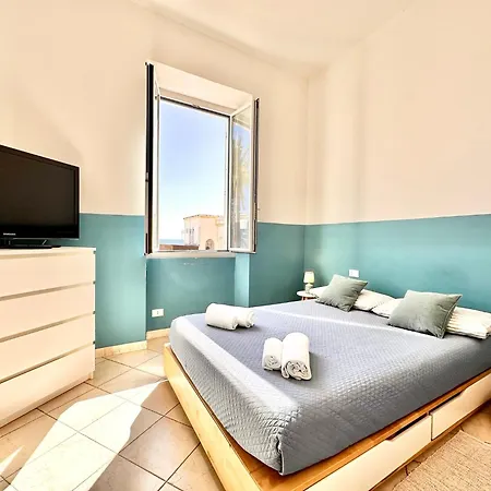 Hostdomus - Sea And Apartment *