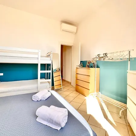 Hostdomus - Sea And Apartment Finale Ligure