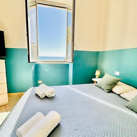 Apartment Hostdomus - Sea And *