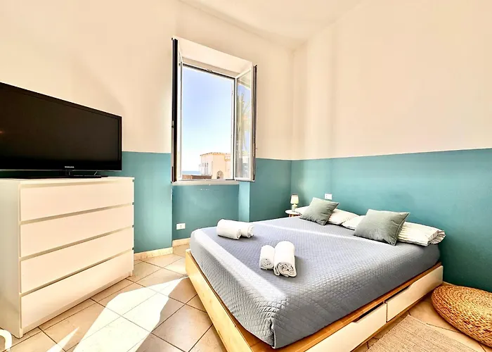 Hostdomus - Sea And Apartamento *