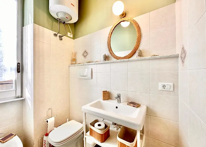 Hostdomus - Sea And Apartamento *
