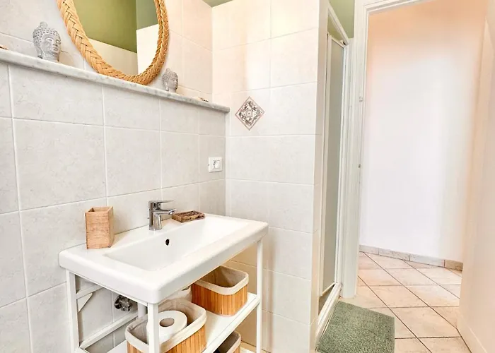 Hostdomus - Sea And * Finale Ligure